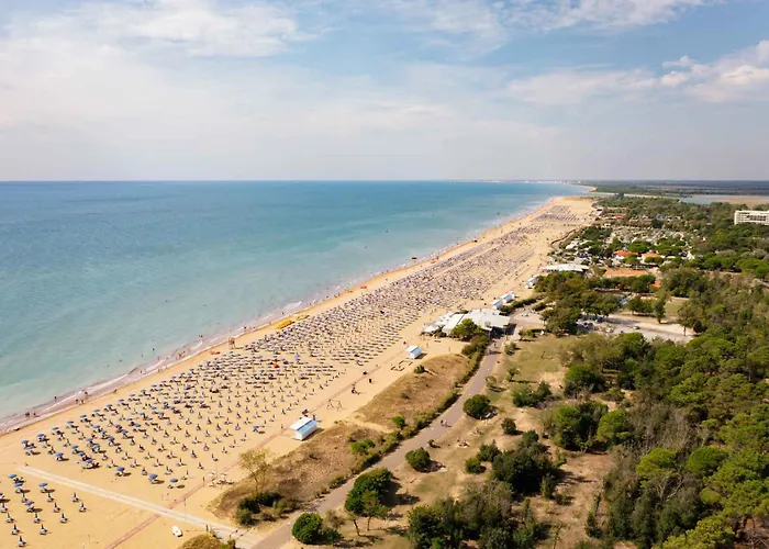 Apartment Lakefront In Bibione 54738